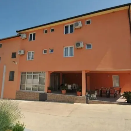 Apartment Bojic